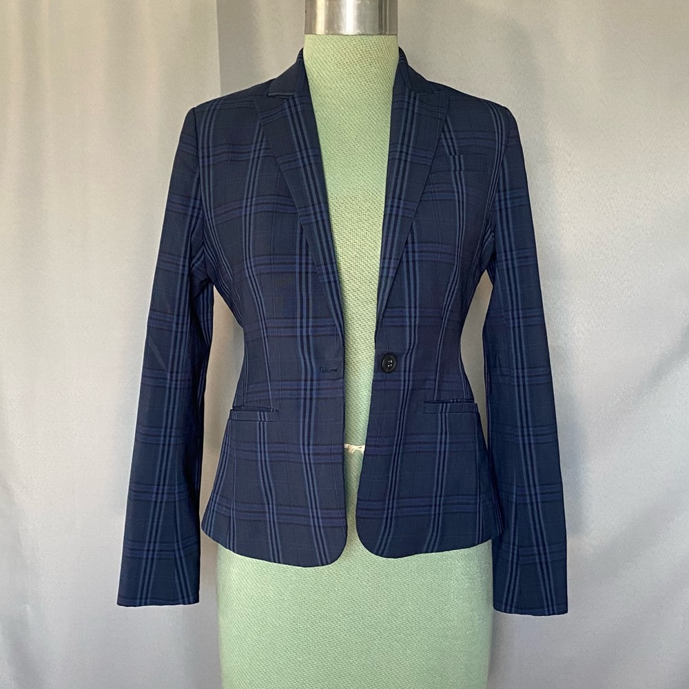 EUC Banana Republic Classic Fit Blazer, Size 0P